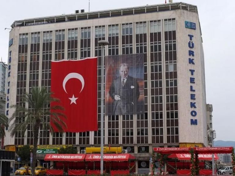 Χρεοκόπησε ο τηλεπικοινωνιακός κολοσσός της Τουρκίας | tanea.gr