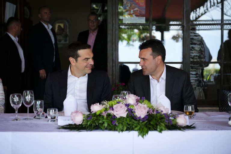 Ζάεφ: Ο Τσίπρας με διαβεβαίωσε πως οι Ελληνες θα στηρίξουν τη συμφωνία | tanea.gr