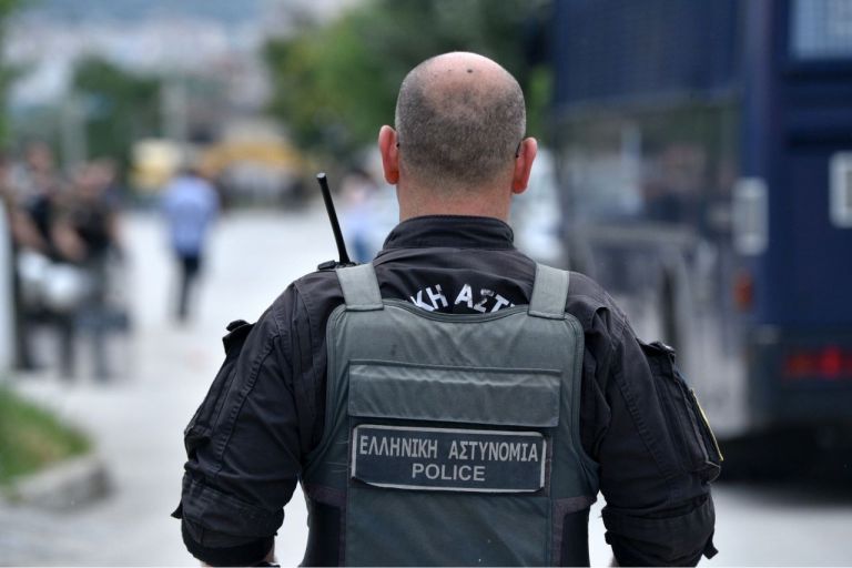 FBI, χιλιάδες αστυνομικοί, ελικόπτερα: Φρούριο η Θεσσαλονίκη | tanea.gr