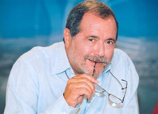 «Από μόλυνση πέθανε ο Νίκος Κακαουνάκης»