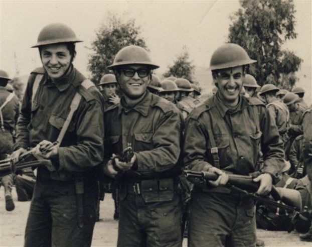 Αποστρατεύονται τα κέντρα νεοσυλλέκτων