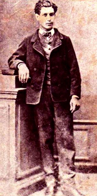 Ο υπονομευτικός Λωτρεαμόν