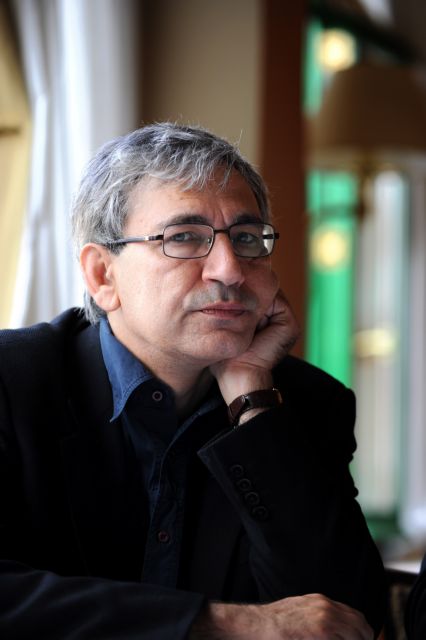 Ο αστός 
Ορχάν Παμούκ