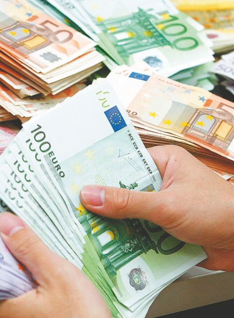 Συνελήφθη 35χρονη για χρέη 48,6 εκατ. ευρώ