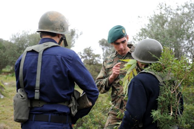 Πιο σκληρή και ρεαλιστική η εκπαίδευση νεοσυλλέκτων Ναυτικου-Αεροπορίας