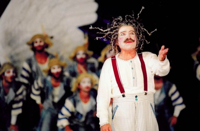 Ο Αριστοφάνης τον ακολουθούσε