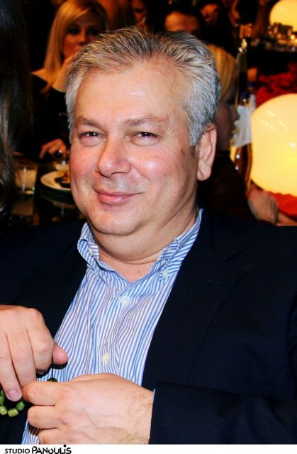 Ο α(ει)κίνητος Γιάννης Καρούζος