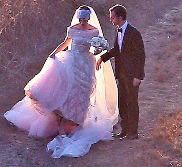 Παραμυθένιος γάμος για την Αν Χάθαγουεϊ