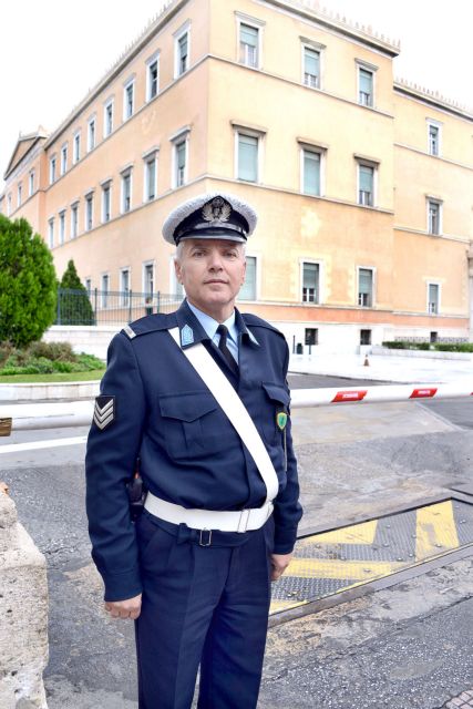 Ο τροχονόμος της γειτονιάς μας
