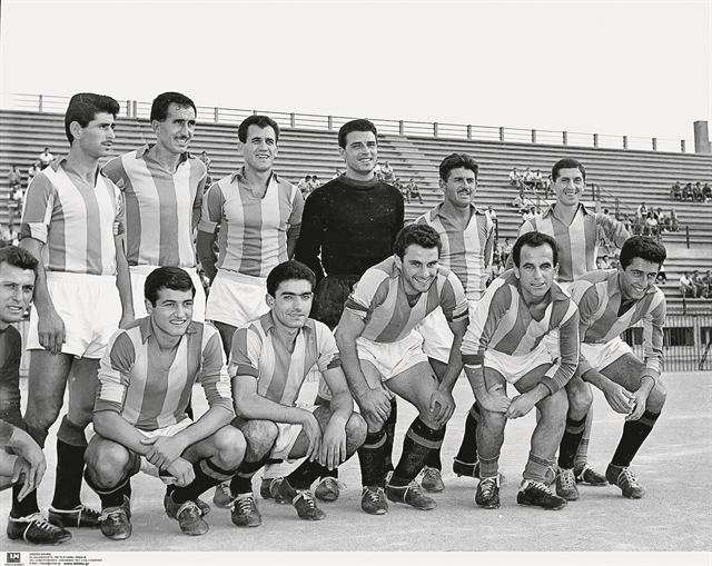 Αποχαιρετισμός σε έναν στρατιώτη του Ολυμπιακού