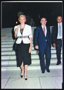 Πόσο θα κοστίσει στον Μακρόν;