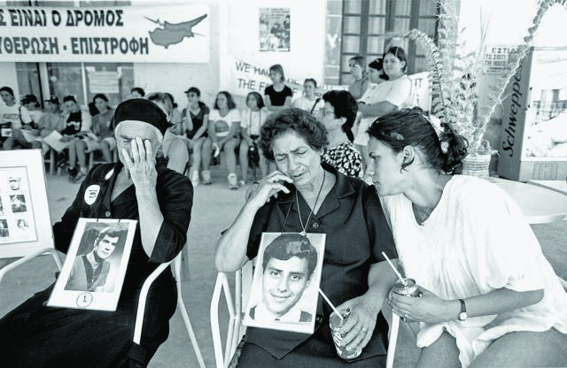 Το χρωστάμε στην Ιστορία