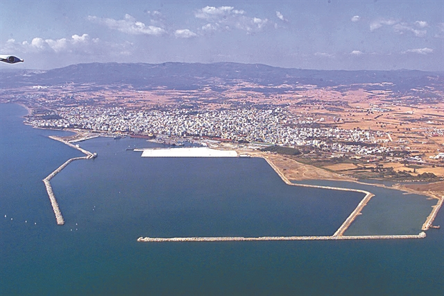 Δεσμευτικές προσφορές για Αλεξανδρούπολη και Καβάλα