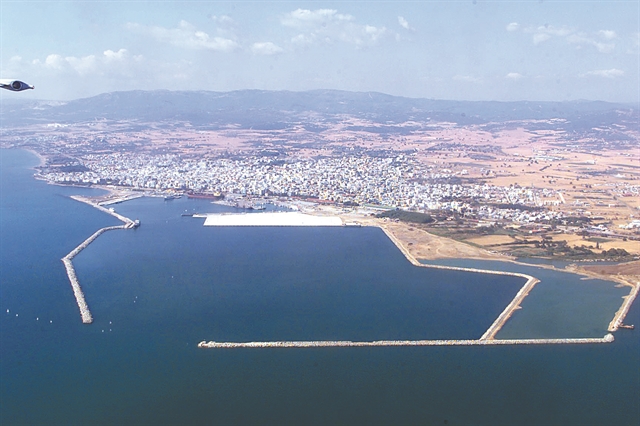 Ξεκινούν οι διαγωνισμοί για τα λιμάνια