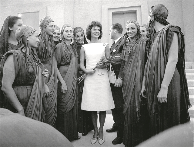 Αγαπημένο μου Jackie O dress…