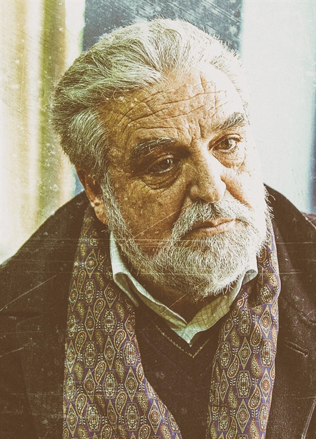 Αφοσιωμένος και γοητευτικός δάσκαλος