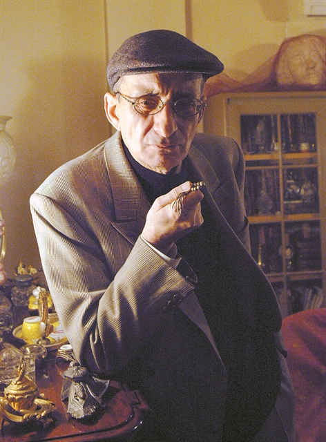 «Προσεύχεσθε καμμιά φορά για τους γιατρούς»