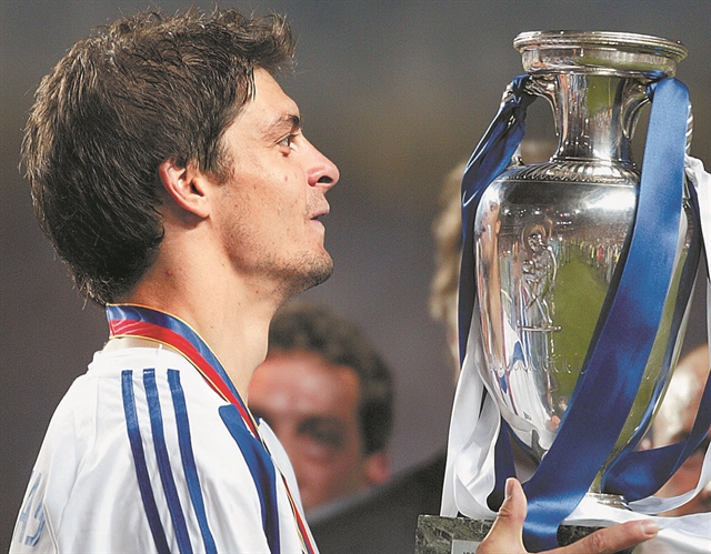 Επρεπε να υπάρχουν κωλύματα για καφετζήδες …