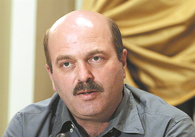 Αντίο στον σκηνοθέτη και πρώην διευθυντή του Φεστιβάλ Αθηνών Γιάννη Καραχισαρίδη