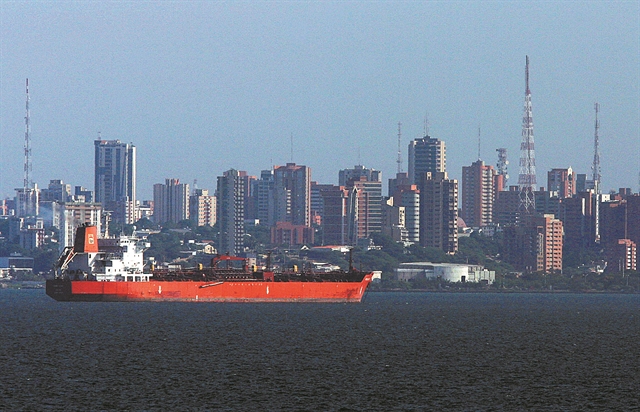 Εφτασαν στη Βενεζουέλα τα πρώτα τάνκερ του Ιράν