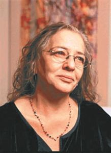 Η «αλλιώς» λαϊκή Βάσω Αλλαγιάννη