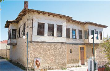 Βαρούσι: η γειτονιά των αρχοντικών