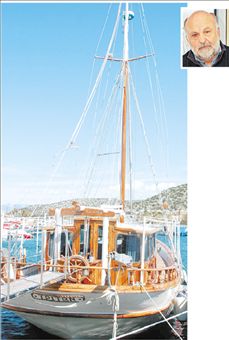 Κολλημένοι με τα ξύλινα σκαριά