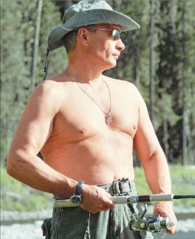 Προπαγάνδα του Πούτιν με  τις φωτογραφίες «Ράμπο»