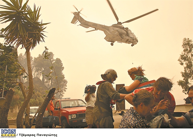 Μία αποπομπή, μία διαγραφή και πολλά μηνύματα