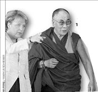 Η Μέρκελ καλωσόρισε τον Δαλάι Λάμα στο Βερολίνο