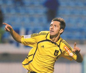 Ποντάρει στο δεδικασμένο για την οφειλή στον Σιστόν