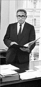 Με τις ευλογίες Κίσινγκερ  το πραξικόπημα στην Κύπρο