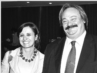 Καίει Μαξίμου το ροζ βίντεο