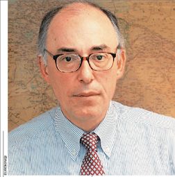 [ 20 ΕΡΩΤΗΣΕΙΣ ]   Οι διπλωμάτες δεν  είναι ελίτ, μπορούν  και να διαμαρτύρονται