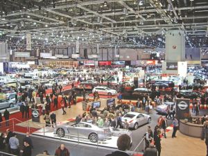 Παντοδυναμία για τα μικρά μοντέλα