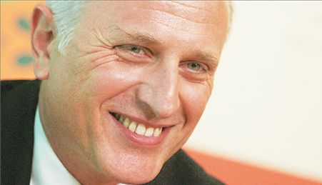 «Ντρέπομαι να μπω στη Μερσεντές»