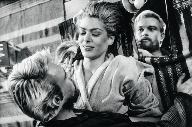 Η Μελίνα και οι άλλες