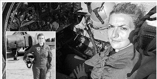 Ιπτάμενη και ετοιμοπόλεμη!