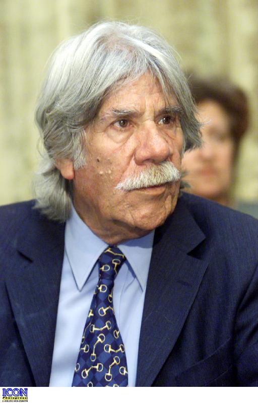 Απεβίωσε ο Σταύρος Παράβας