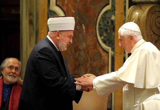 Σεβασμό και προστασία της θρησκευτικής ελευθερίας ζητά ο Πάπας