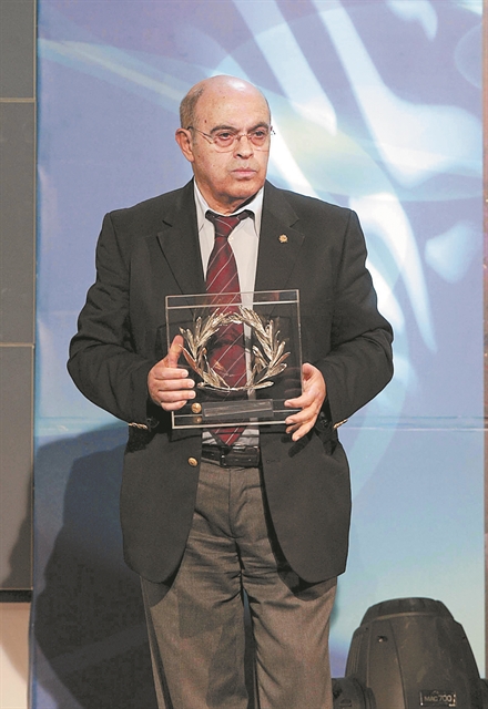 Σίγησε η φωνή των αγώνων και των παρελάσεων