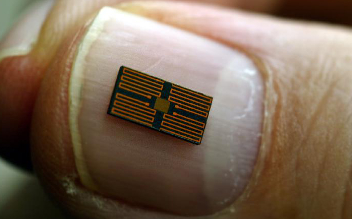 Θα κάνουμε σεξ με… μικροτσιπ