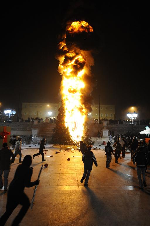 Ανάβει αύριο το δέντρο στο Σύνταγμα