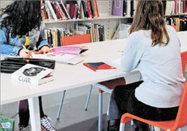 Το πρωί φοιτήτριες, το βράδυ πόρνες