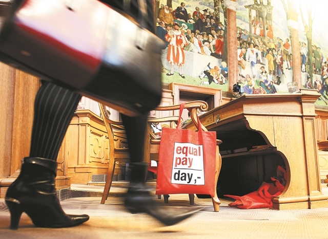 Η ισότητα των φύλωνέρχεται σαν σαλιγκάρι