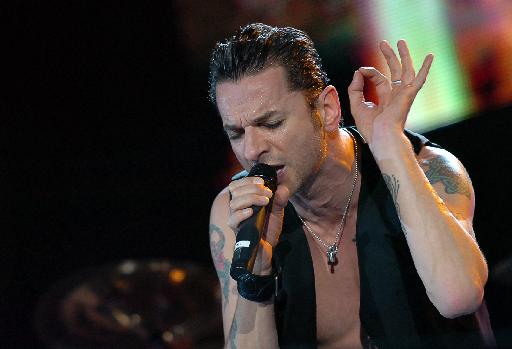 Κακοήθης όγκος αφαιρέθηκε από τον τραγουδιστή των Depeche Mode