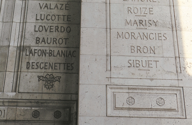 Ο Ελληνας του Ναπολέοντα στην Αψίδα του Θριάμβου