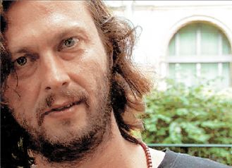 «Πούλησα το νεφρό μου  για 20.000 δολάρια»