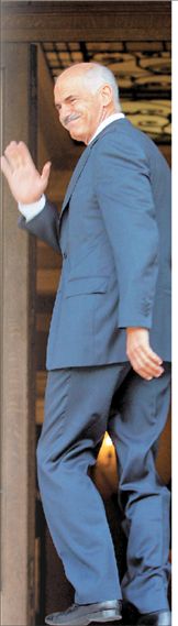 27 νέοι, 9 γυναίκες στην ταυτότητα της νέας κυβέρνησης