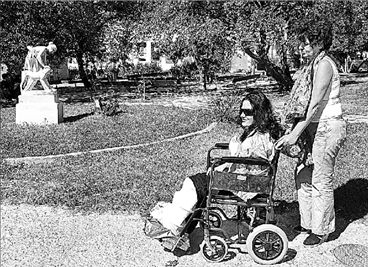 «Θα ξανασταθώ στα πόδια μου»